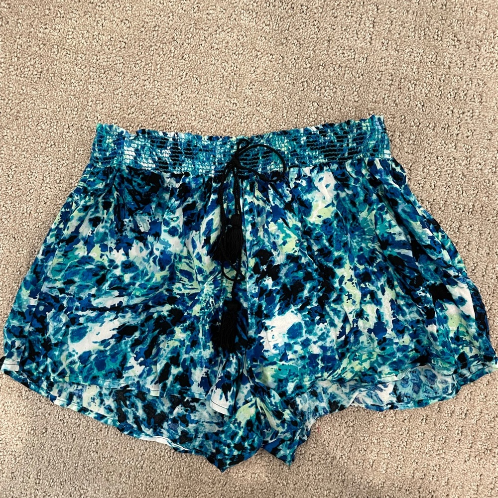 LOVESTICH shorts size medium